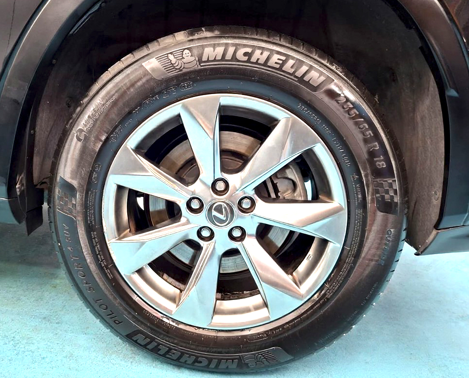 The Lexus RX300 with its fresh, coated finish.
