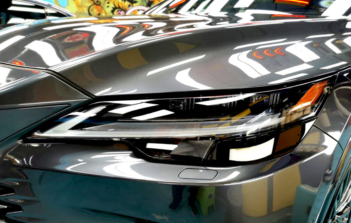 The Lexus RX350h from a side angle after the ceramic coating.