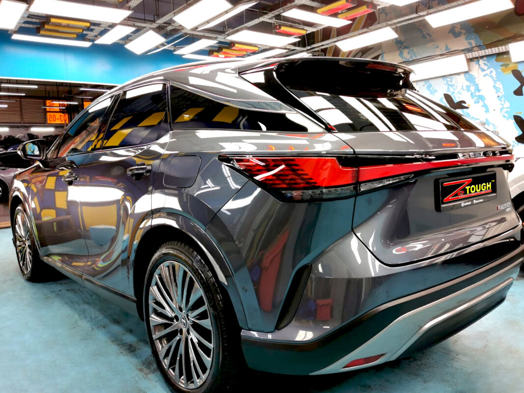 Front three-quarter view of the Lexus RX350h after coating.
