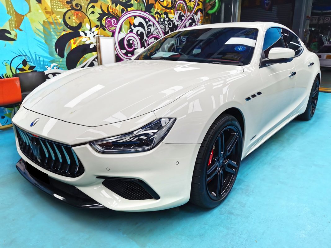 The Maserati Ghibli as it arrived at Revol Carz before the respray.