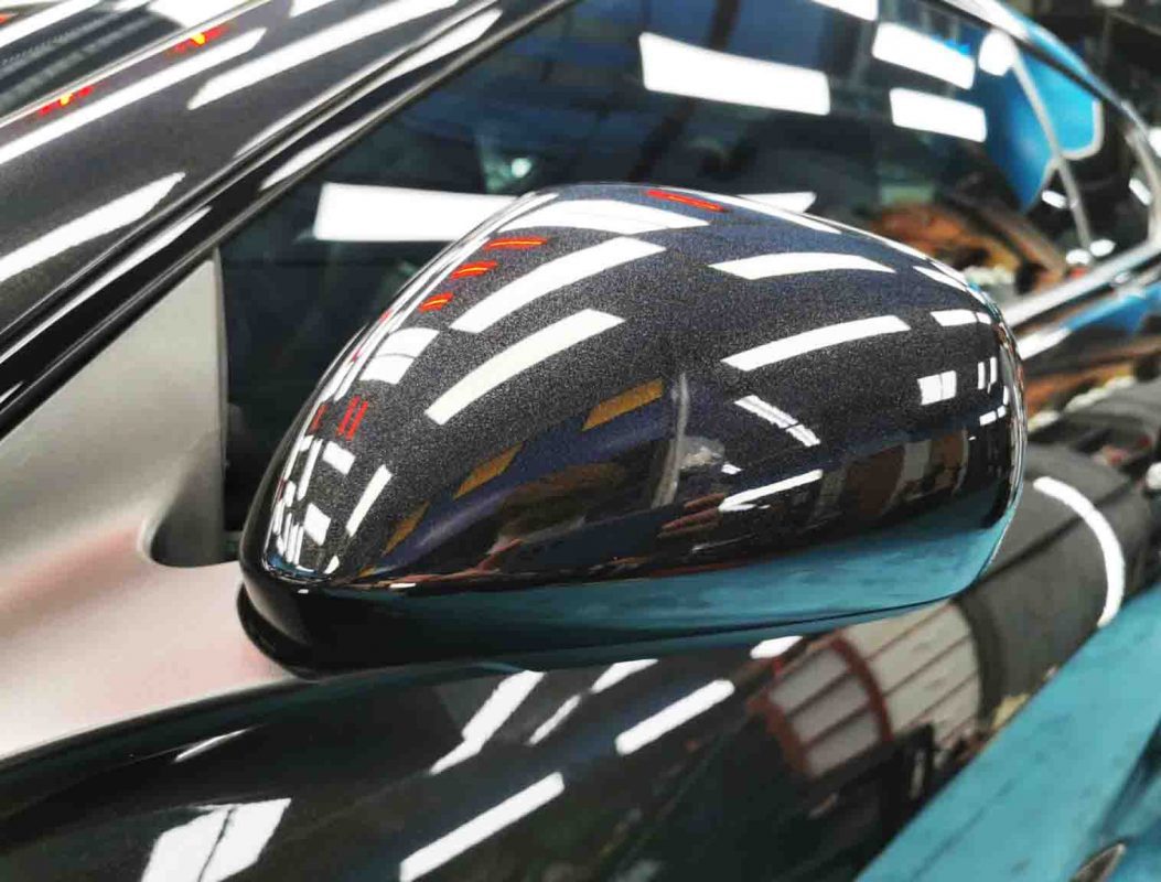 Side panel of the Maserati GranTurismo with the titanium finish locked in.