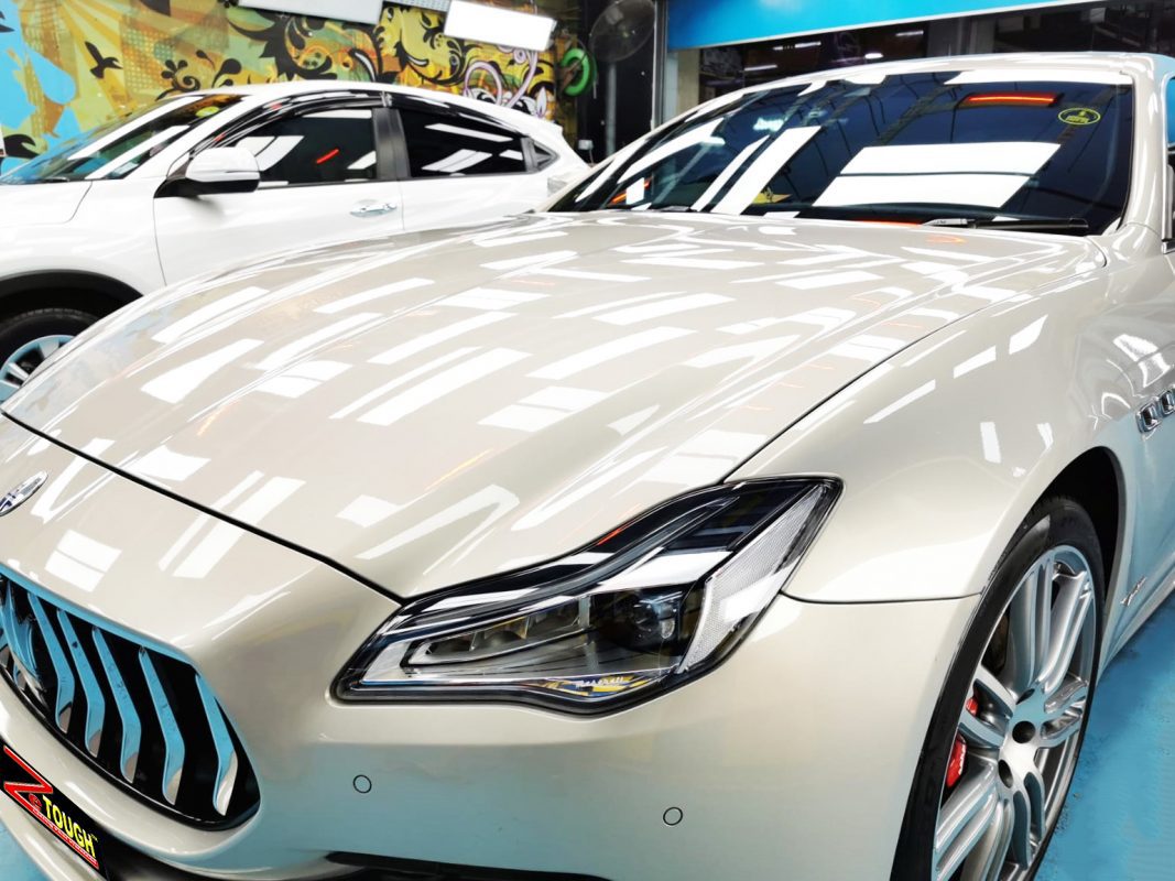 The Maserati Quattroporte GranLusso from a side angle after the ceramic coating.