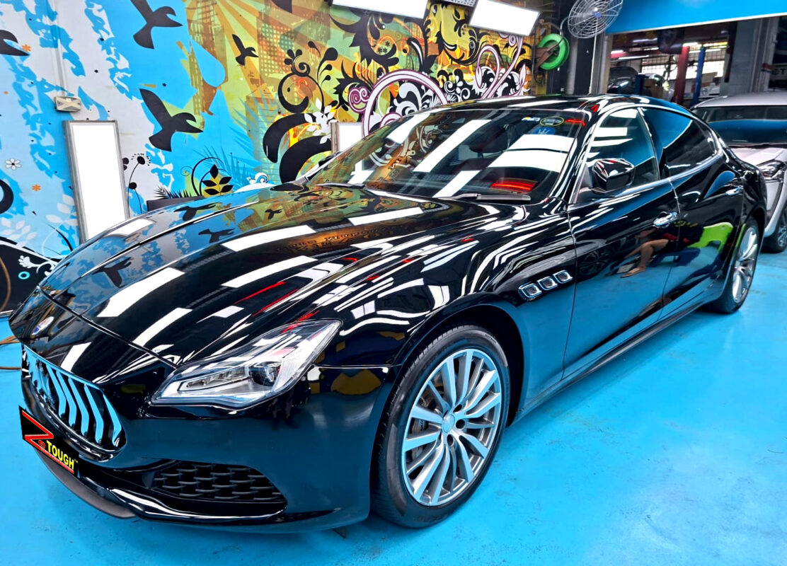 Maserati Quattroporte, glossy after its ZeTough Ceramic coating.