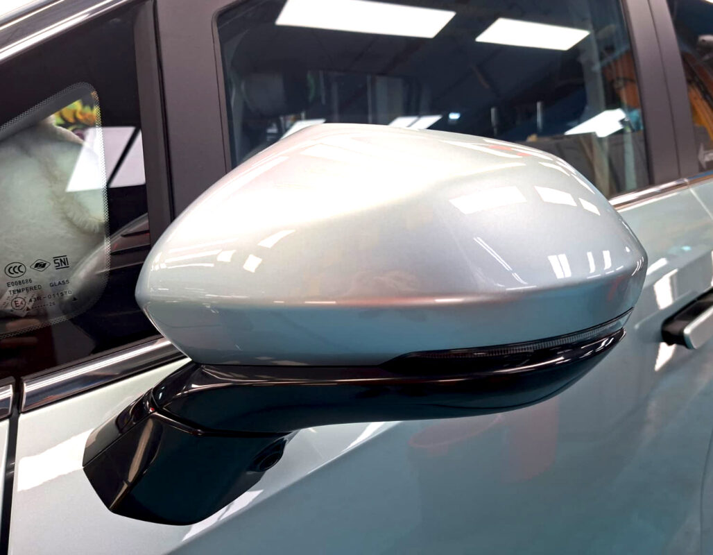 The Maxus Mifa 7's protected, high-gloss finish.