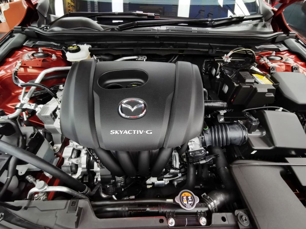 Detail of the Mazda 3's bodywork sealed with ZeTough Ceramic.