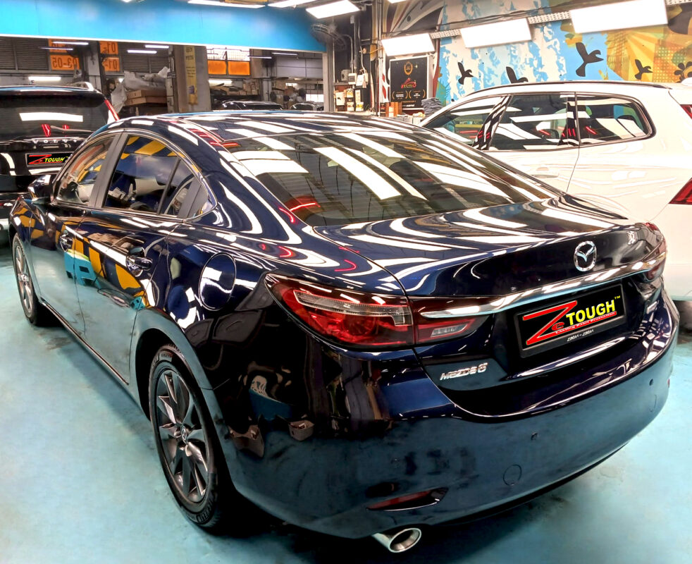 Side panel of the Mazda 6 with the ceramic finish locked in.