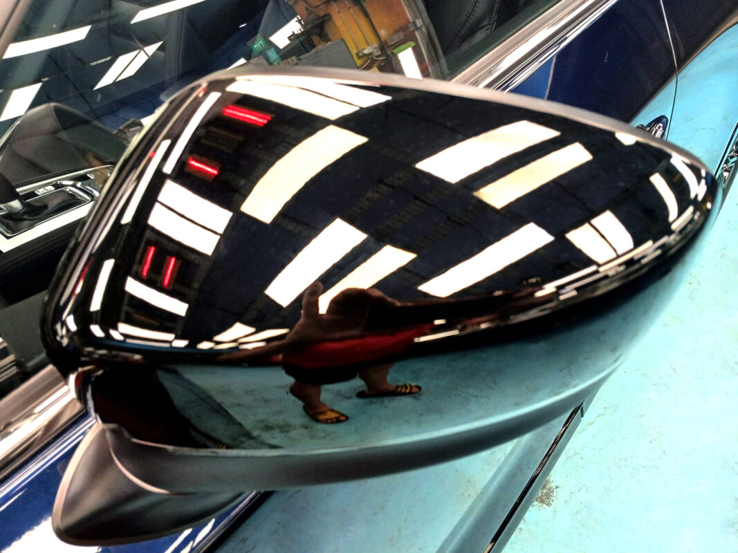 Side panel of the Mazda CX-5 with the ceramic finish locked in.