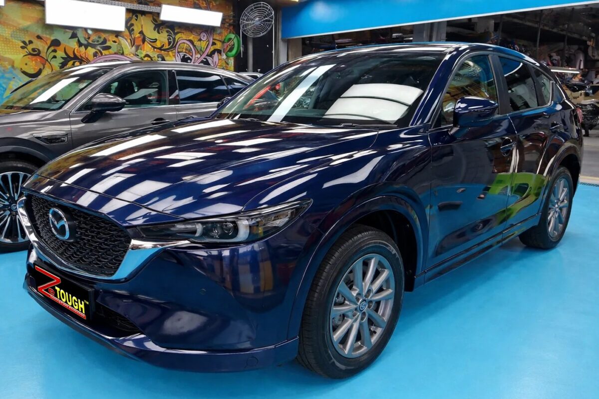 Mazda CX-5, glossy after its ZeTough Ceramic coating.