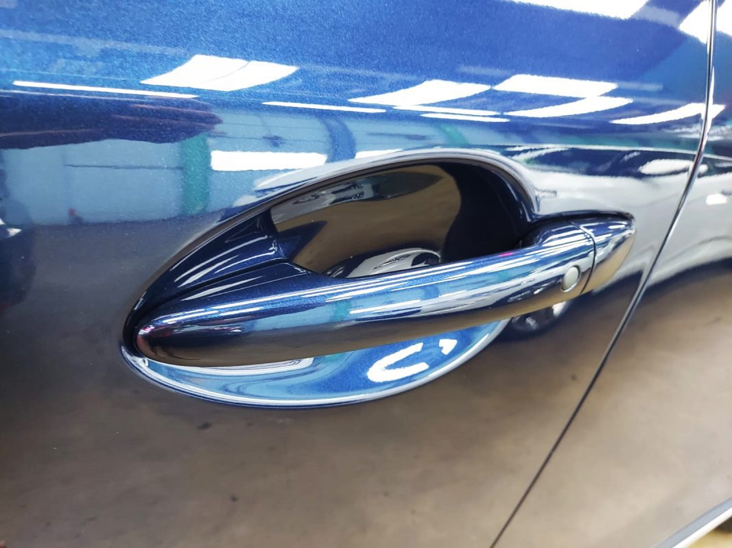 Front three-quarter view of the Mazda CX-8 after coating.