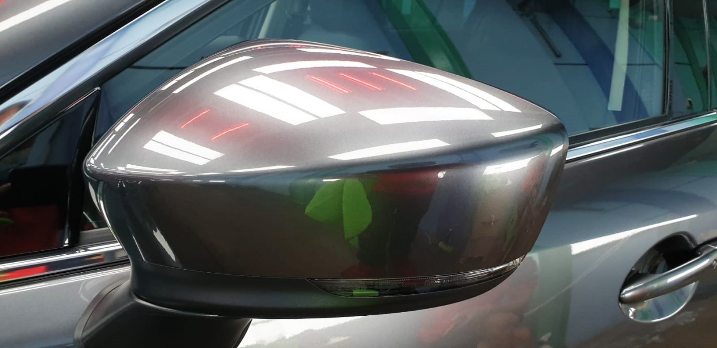 Side panel of the Mazda 6 with the ceramic finish locked in.