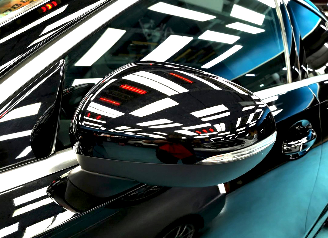 Detailed exterior of the Mercedes-Benz A180.