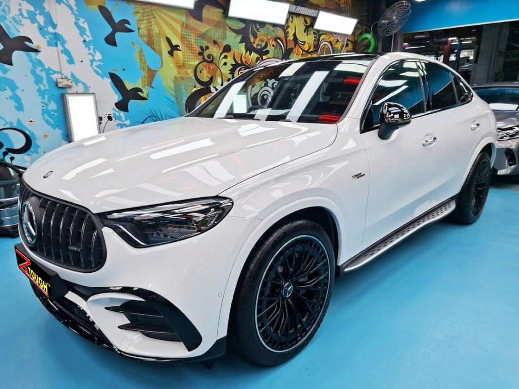 Mercedes-AMG GLC 43, glossy after its ZeTough Ceramic coating.