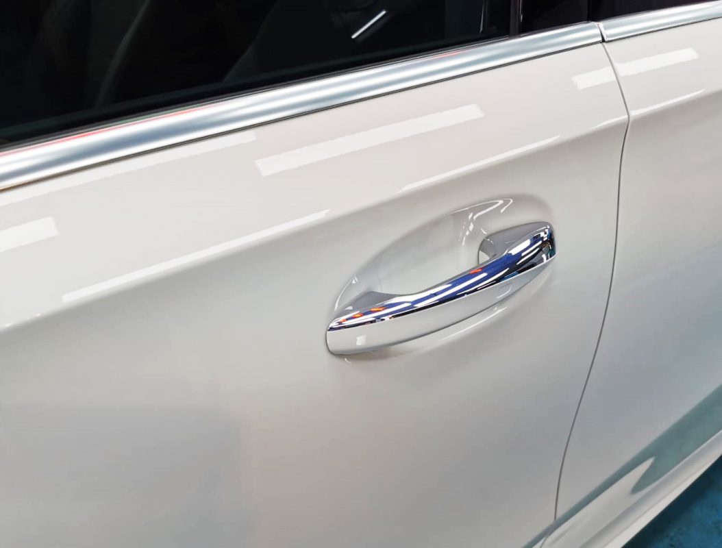 Front three-quarter view of the Mercedes-Benz A200 after coating.