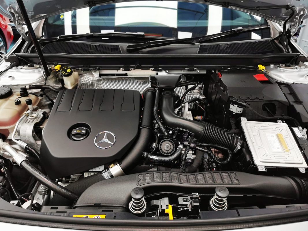 Detail of the Mercedes-Benz A200's bodywork sealed with ZeTough Ceramic.