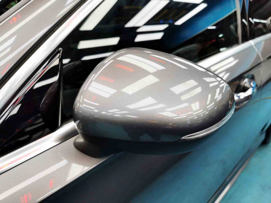 Side panel of the Mercedes-Benz A250 with the titanium finish locked in.