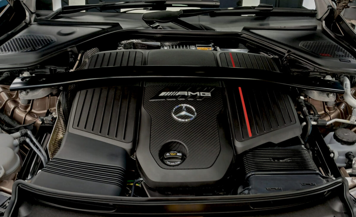 Detail of the Mercedes-Benz AMG E53's bodywork sealed with ZeTough Ceramic.