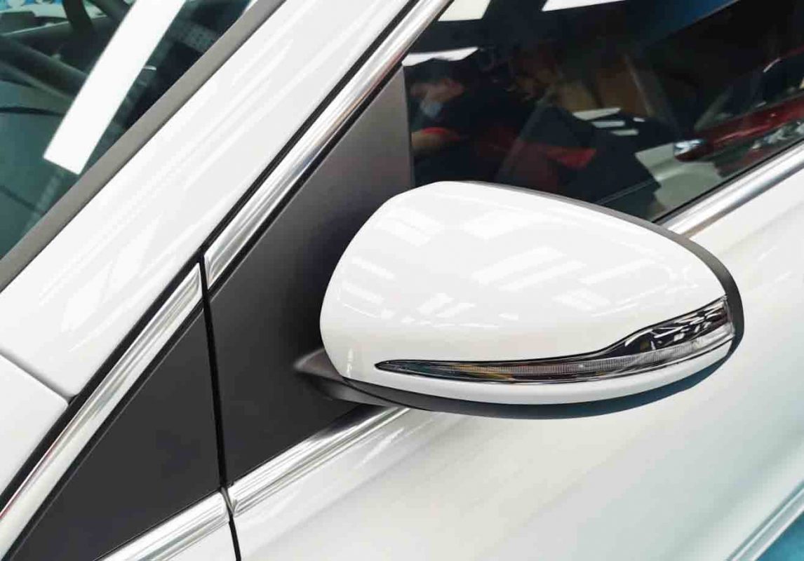 Side panel of the B180 with the titanium finish locked in.
