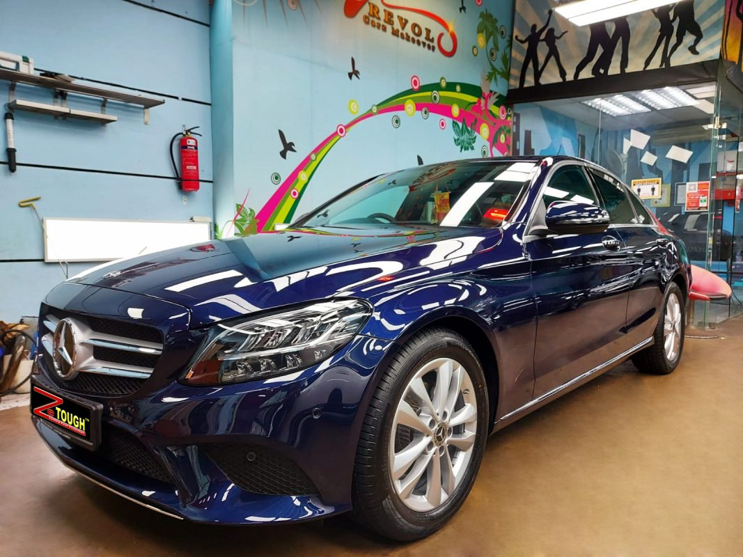 Mercedes-Benz C160, sealed with ZeTough Ceramic at Revol Carz.