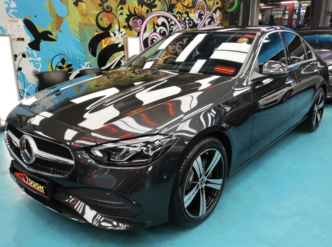 Mercedes-Benz C180, sealed with ZeTough Ceramic at Revol Carz.