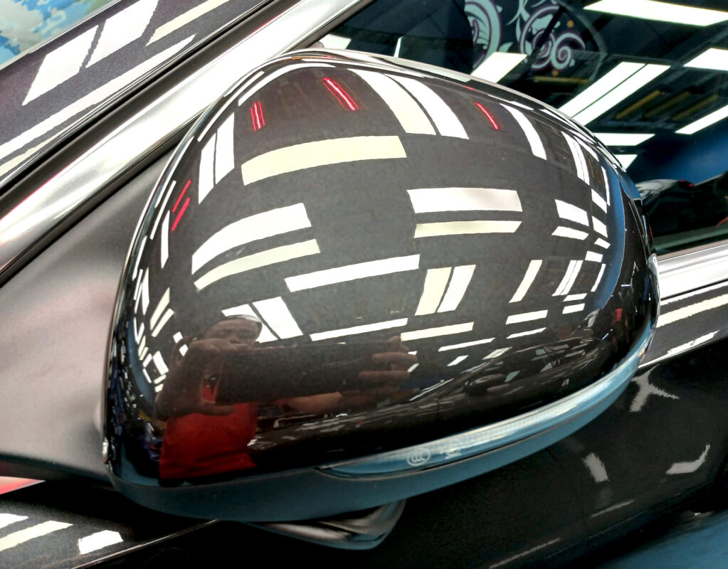 Side panel of the Mercedes-Benz C180 with the ceramic finish locked in.