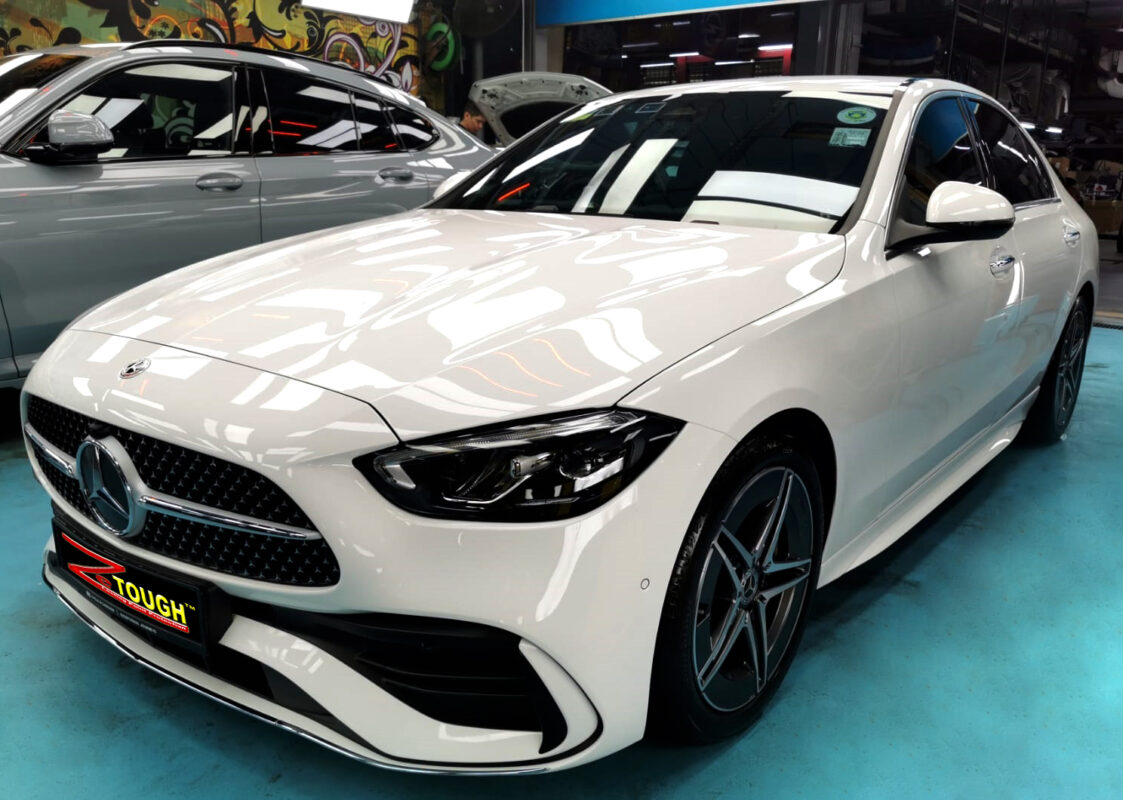 Mercedes-Benz C180, sealed with ZeTough Titanium at Revol Carz.