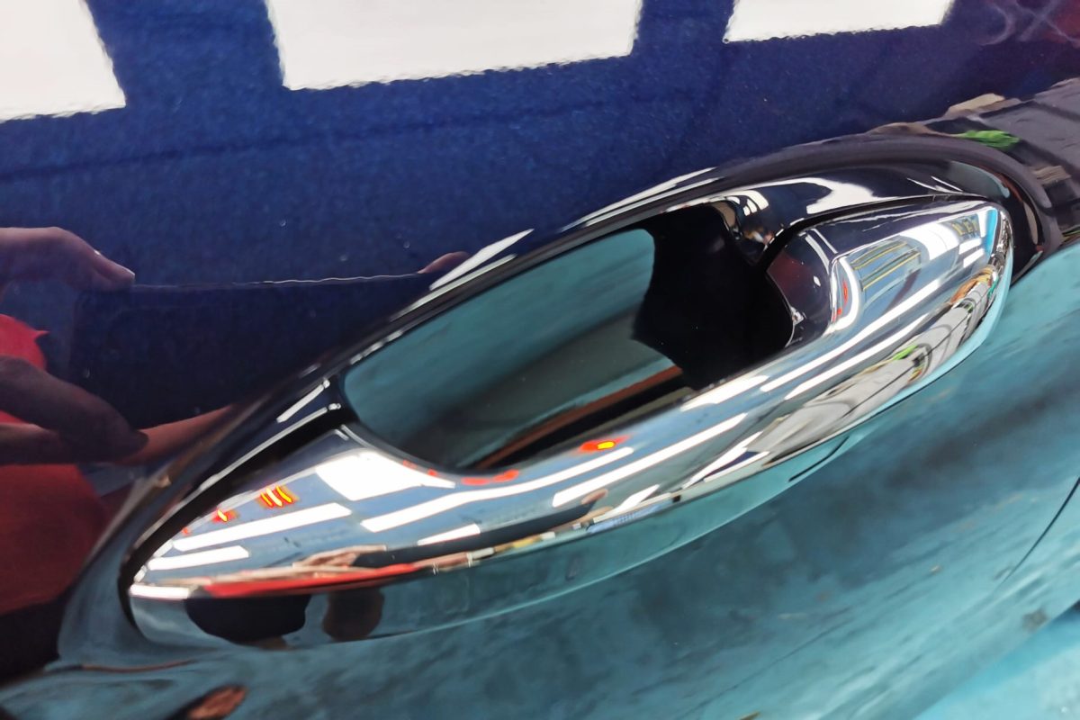 Front three-quarter view of the Mercedes-Benz C180 after coating.