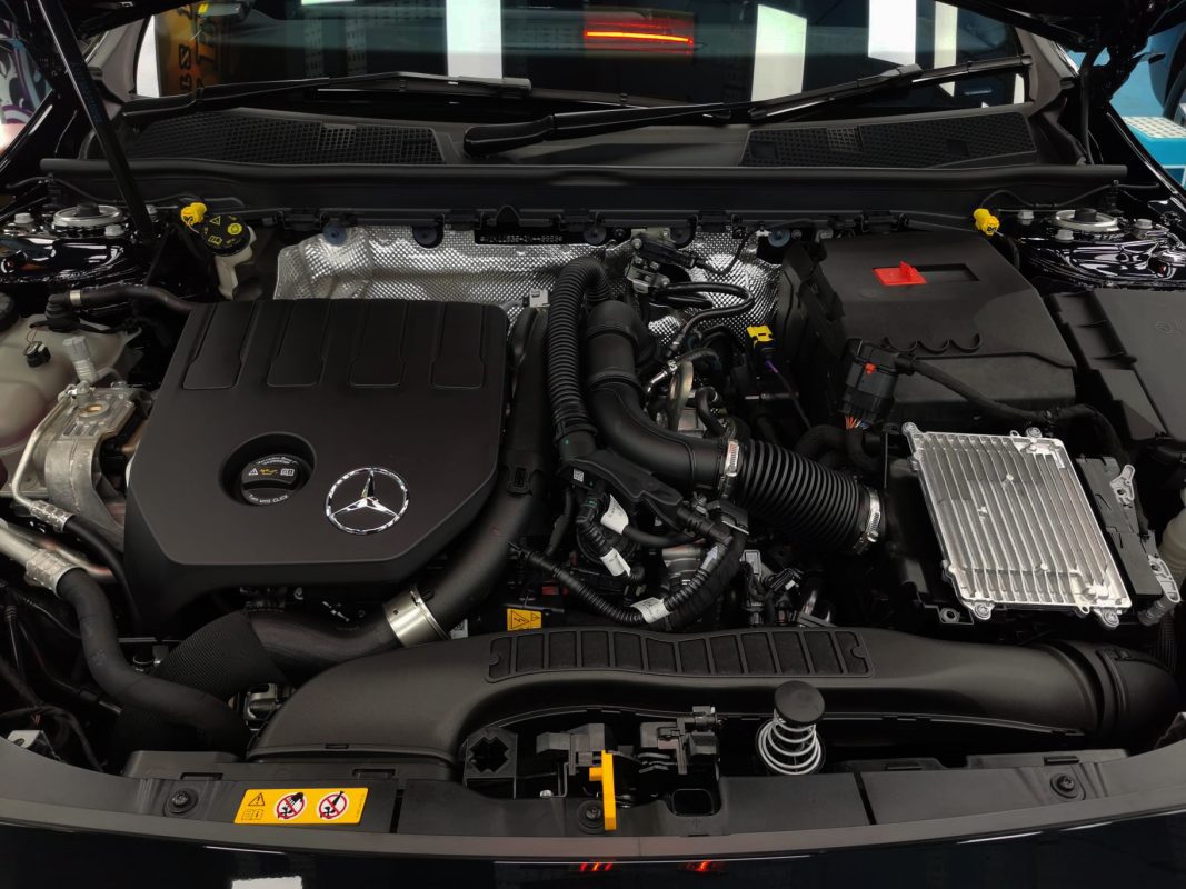 Detail of the Mercedes-Benz CLA180's bodywork sealed with ZeTough Ceramic.