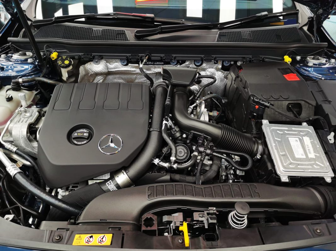 Detail of the Mercedes-Benz CLA180's bodywork sealed with ZeTough Titanium.
