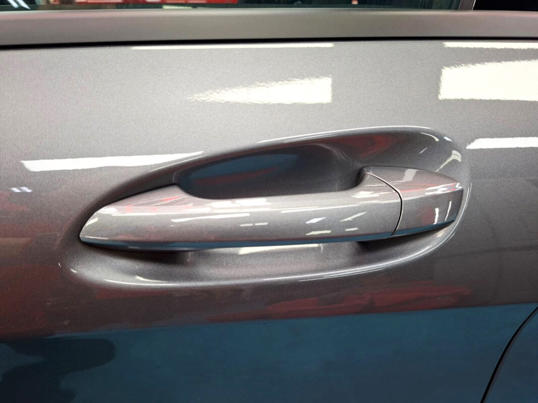 Detail of the Mercedes-Benz CLA200's bodywork sealed with ZeTough Ceramic.