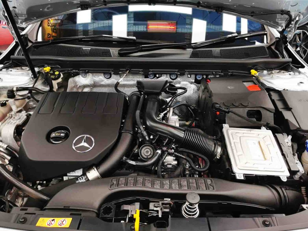 Detail of the Mercedes-Benz CLA's bodywork sealed with ZeTough Titanium.