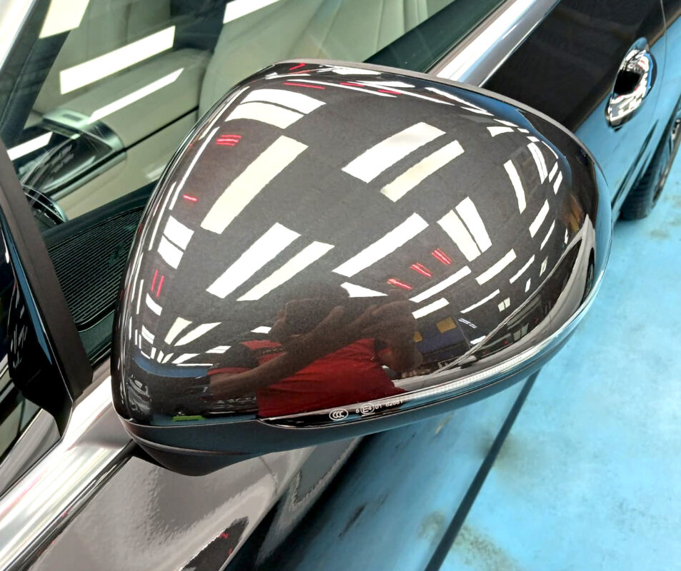 Side panel of the Mercedes-Benz CLE180 with the ceramic finish locked in.