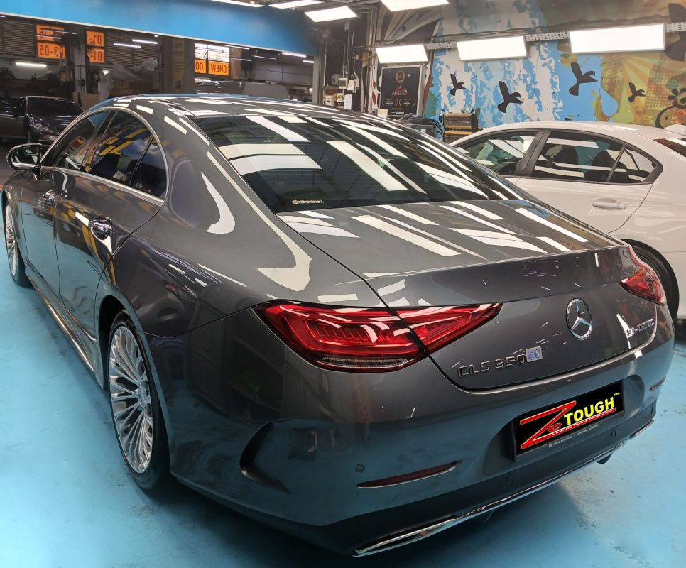 Front three-quarter view of the Mercedes-Benz CLS350 after coating.
