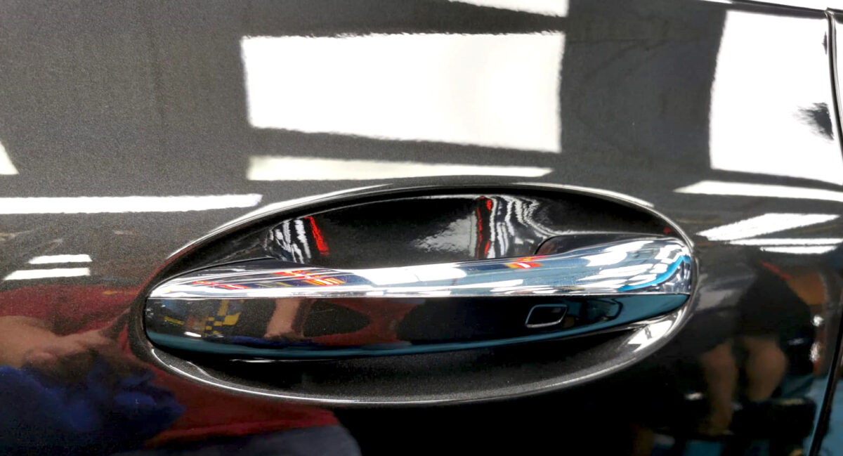 Front three-quarter view of the Mercedes-Benz CLS450 after coating.