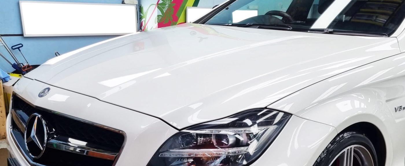 The Mercedes-Benz CLS63 from a side angle after the ceramic coating.
