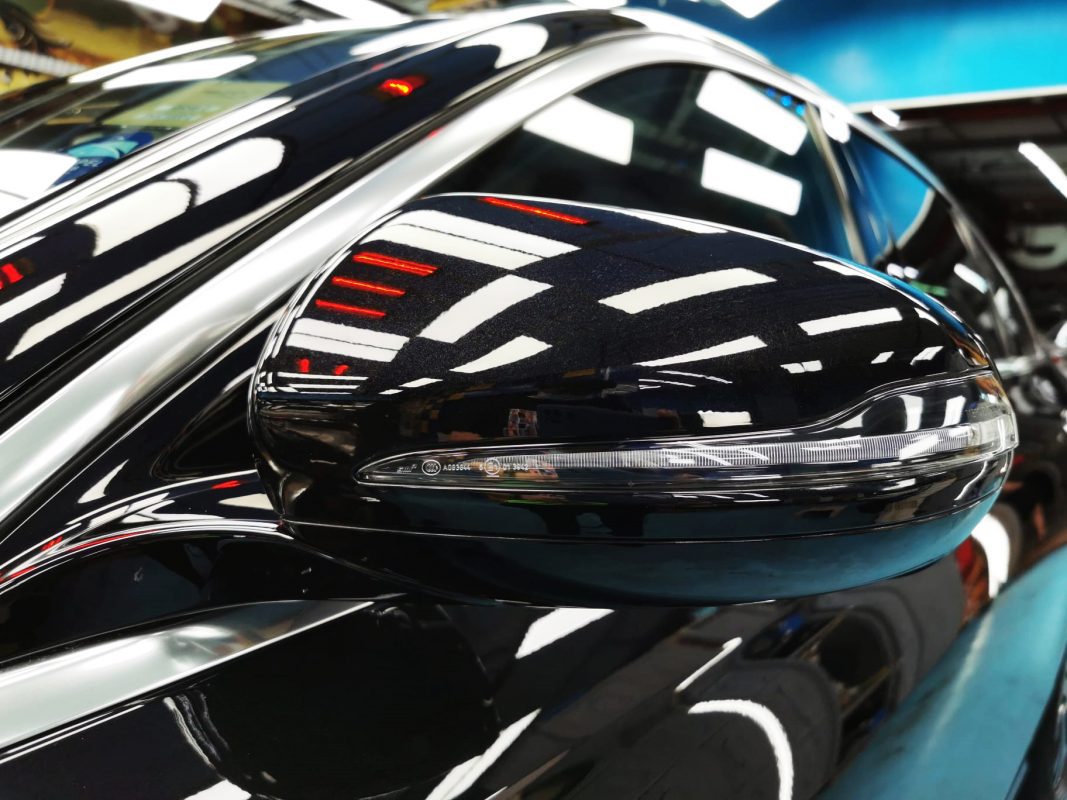 Side panel of the Mercedes-Benz E180 with the ceramic finish locked in.