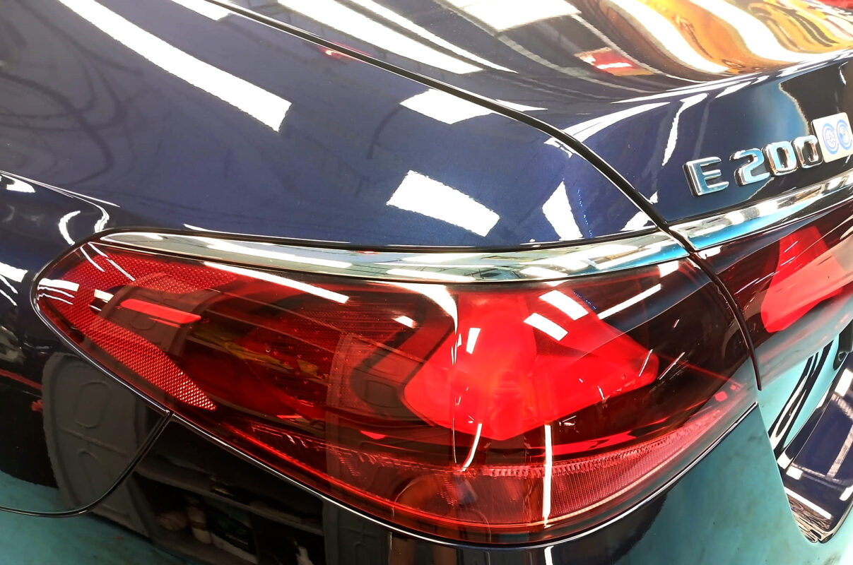 Front three-quarter view of the Mercedes-Benz E200 after coating.