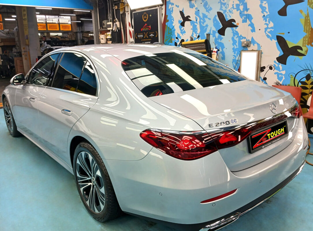 Front three-quarter view of the Mercedes-Benz E200 after coating.