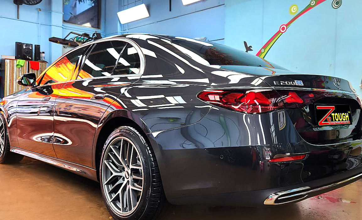 Front three-quarter view of the Mercedes-Benz E200 after coating.