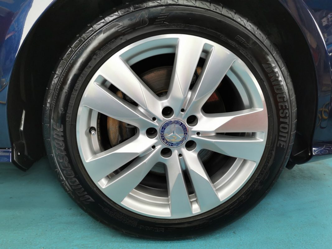 The Mercedes-Benz E250 ready for collection after the respray.
