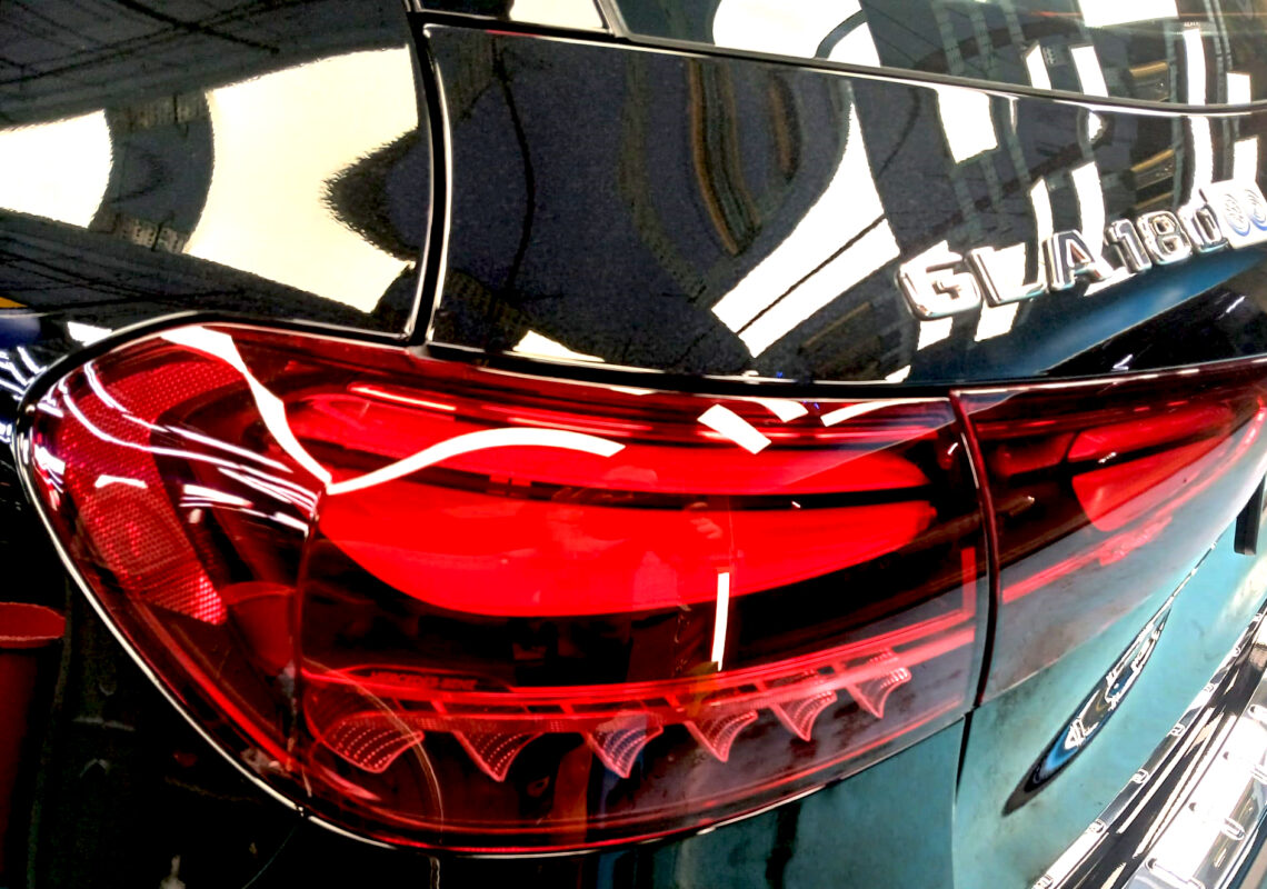 Front three-quarter view of the Mercedes-Benz GLA 180 after coating.