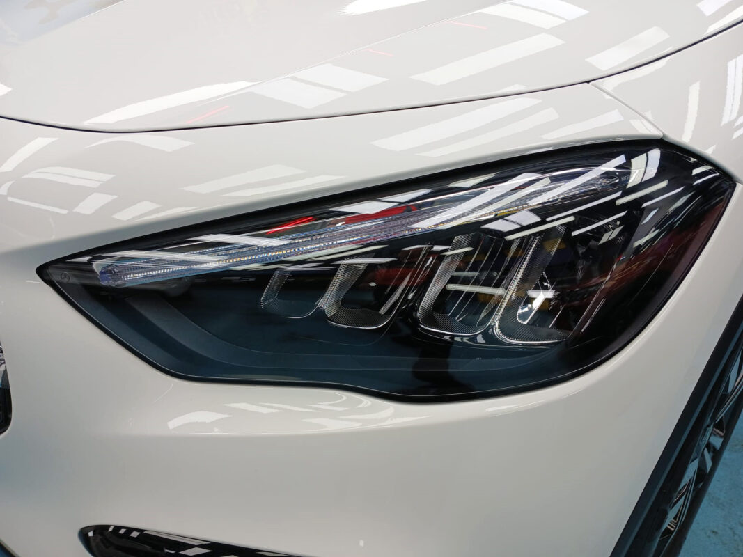 The GLA180's coated paintwork showing clean reflections.