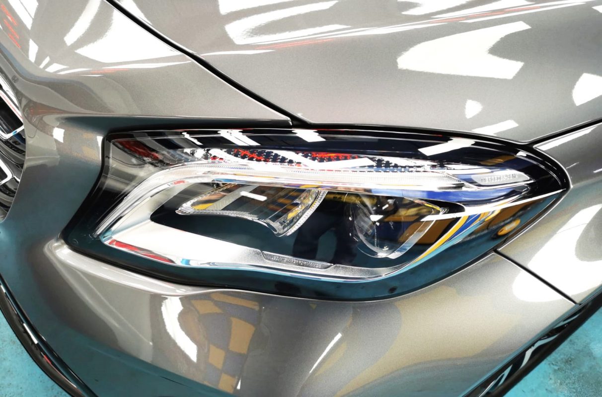 The GLA180's coated paintwork showing clean reflections.