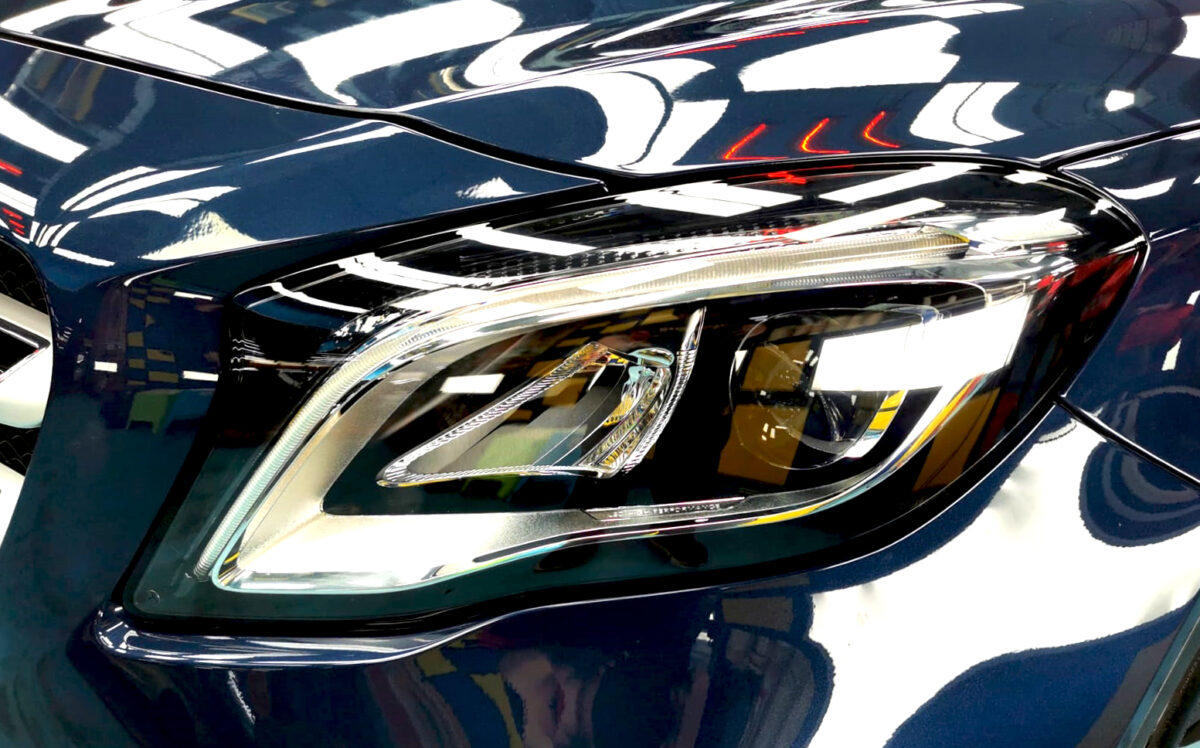 The GLA180's coated paintwork showing clean reflections.