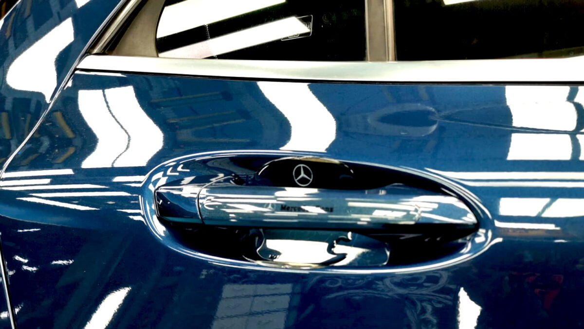 Front three-quarter view of the Mercedes-Benz GLA180 after coating.