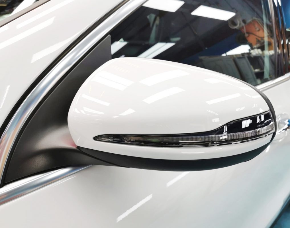 Side panel of the GLA200 AMG with the ceramic finish locked in.