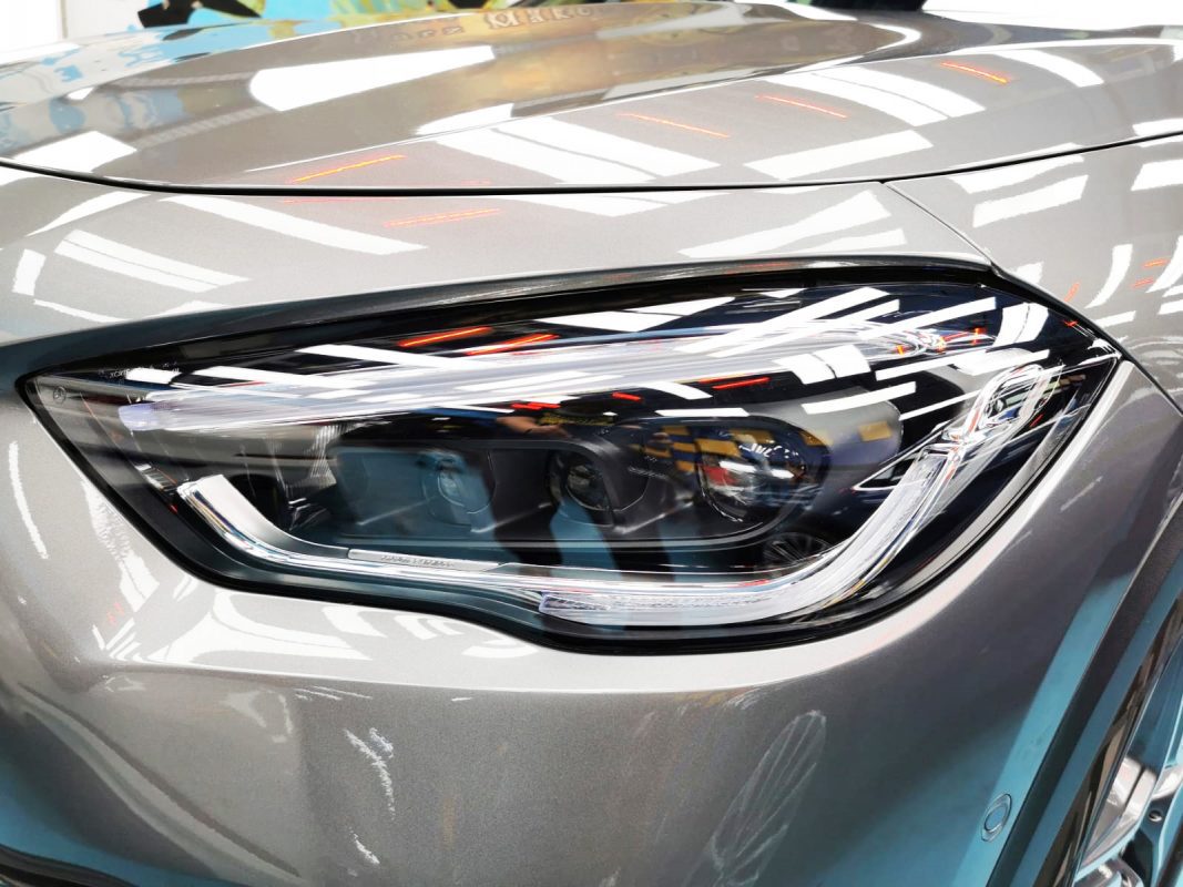 The GLA200's coated paintwork showing clean reflections.