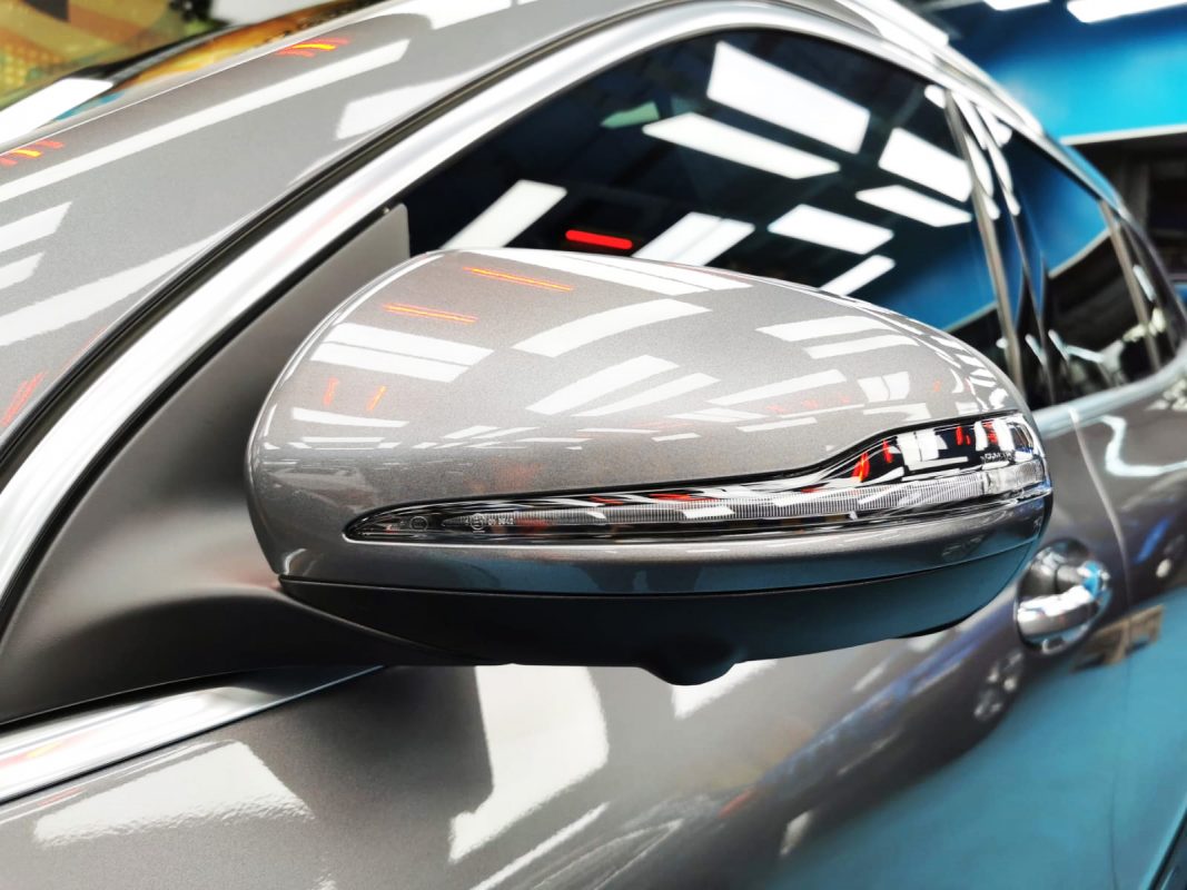 Side panel of the Mercedes-Benz GLA200 with the ceramic finish locked in.