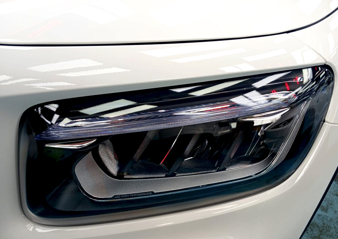 The GLB180's coated paintwork showing clean reflections.