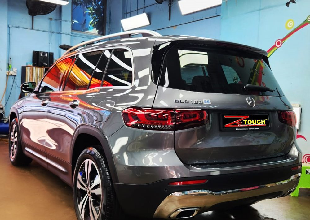 Rear quarter of the GLB180, glossy and protected.
