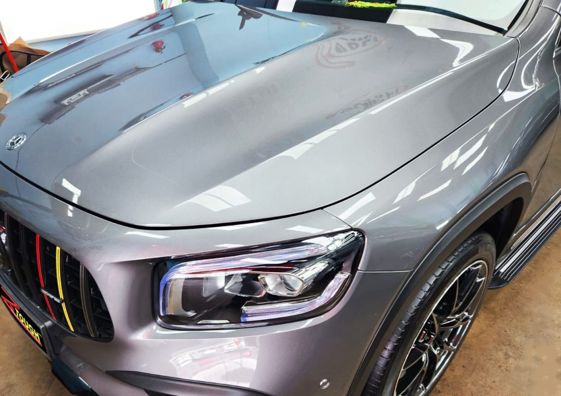 The Mercedes-Benz GLB200 from a side angle after the ceramic coating.